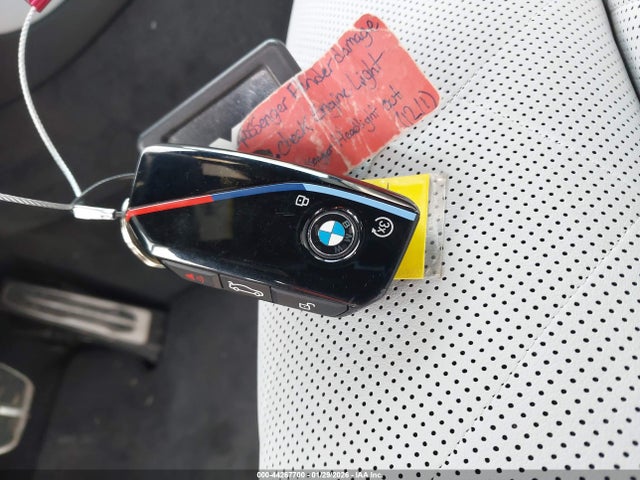 5UX43EX09T9125881 BMW X6 M60i