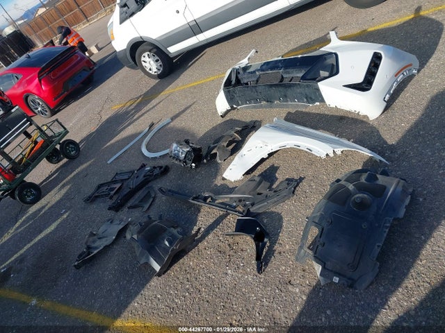 5UX43EX09T9125881 BMW X6 M60i