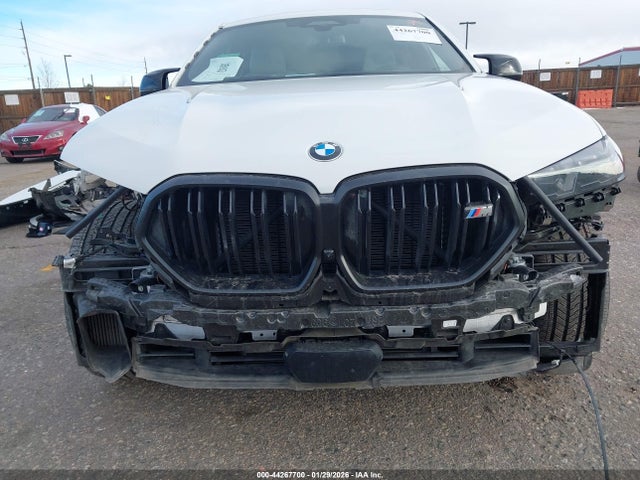 5UX43EX09T9125881 BMW X6 M60i