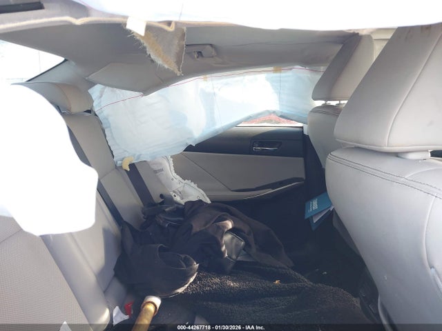 44267718 :رقم المزاد ، JTHBF1D23E5033222 vin ، 2014 Lexus Is 250 مزاد بيع