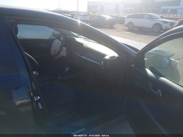 Продаж на аукціоні авто 2021 Kia Forte Fe, vin: 3KPF24AD9ME354321, номер лоту: 44267731