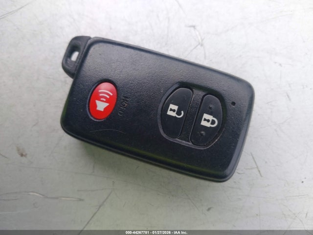 JTDKBRFU4H3055515 Toyota Prius Two