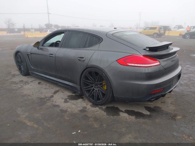 2014 PORSCHE PANAMERA WP0AA2A74EL009766 Photo 2