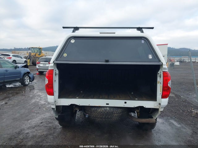 Toyota Tundra Sr5 2020 5TFDY5F19LX889481 Image 17