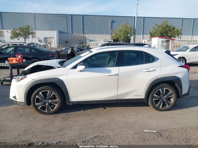 JTHX9JBH7N2056637 Lexus UX 250H