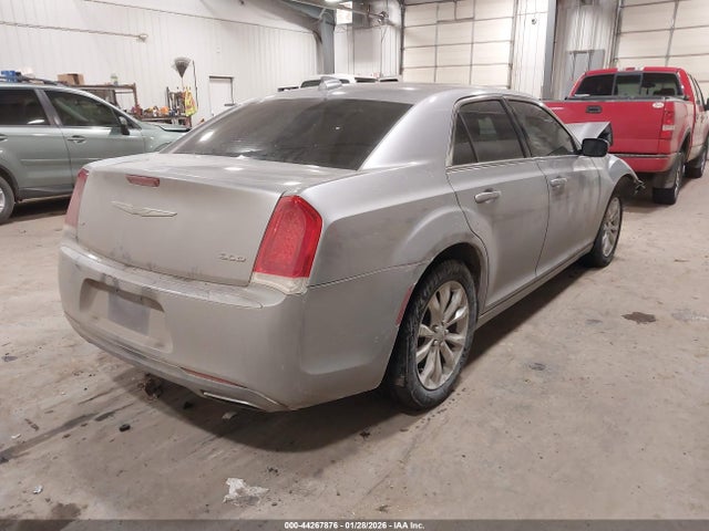 2016 CHRYSLER 300 2C3CCARGXGH216961 Photo 3