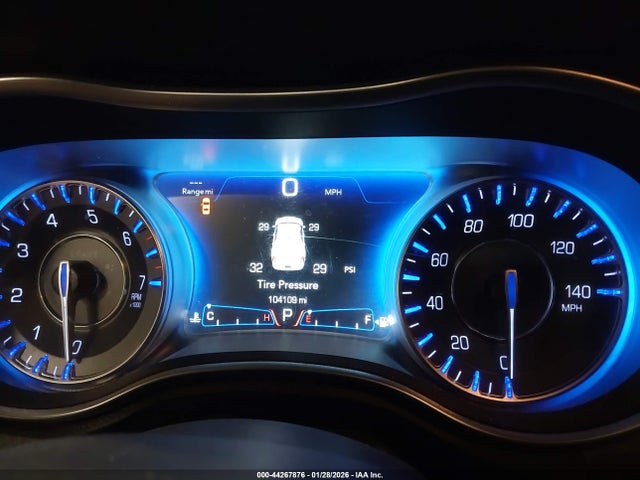 2016 CHRYSLER 300 2C3CCARGXGH216961 Photo 6