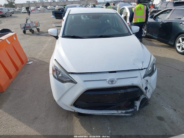 3MYDLBYV6HY182729 Toyota YARIS IA