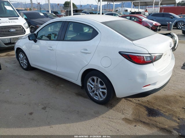 3MYDLBYV6HY182729 Toyota YARIS IA