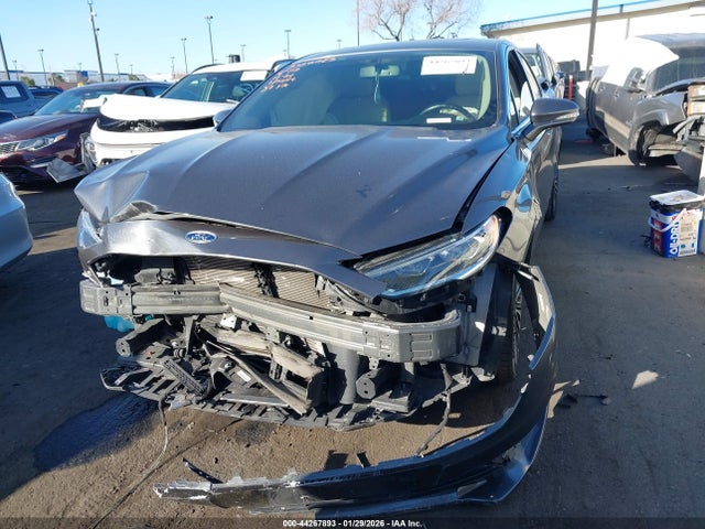 Ford Fusion Hybrid Titanium 2018 3FA6P0RU5JR220219 Image 12