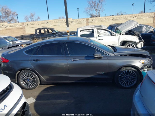 Ford Fusion Hybrid Titanium 2018 3FA6P0RU5JR220219 Image 13
