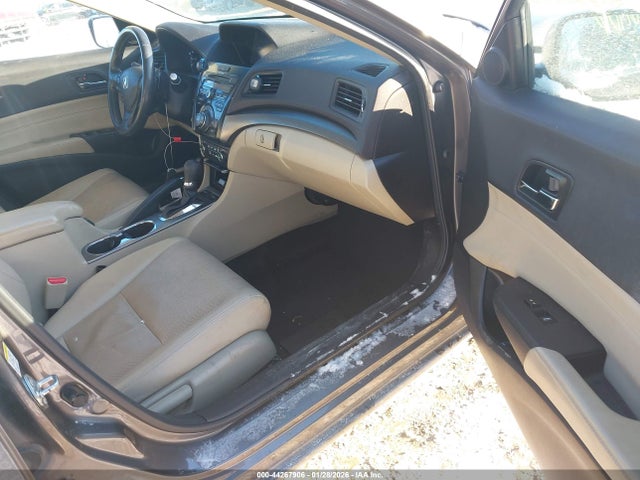 Продажа на аукционе авто 2013 Acura Ilx 2.0l, vin: 19VDE1F71DE000947, номер лота: 44267906