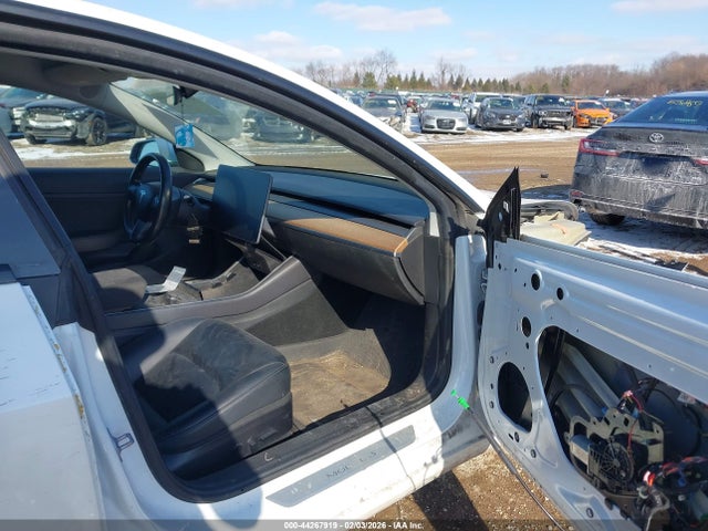 Продажа на аукционе авто 2019 Tesla Model 3 Long Range/mid Range/standard Range/standard Range Plus, vin: 5YJ3E1EA7KF314108, номер лота: 44267919