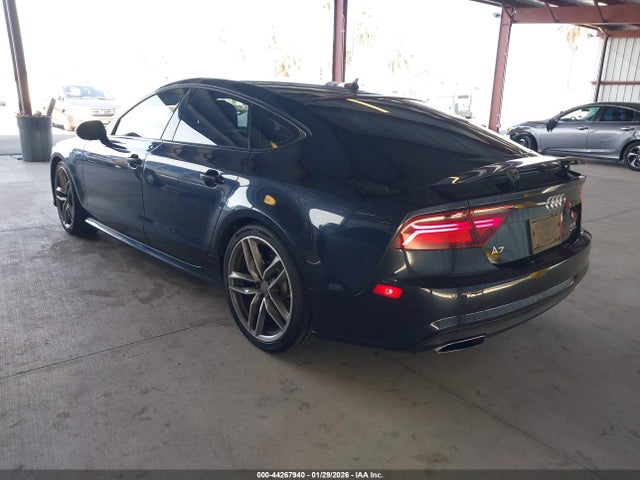 2016 AUDI A7 WAU2GAFC8GN021796 Photo 2