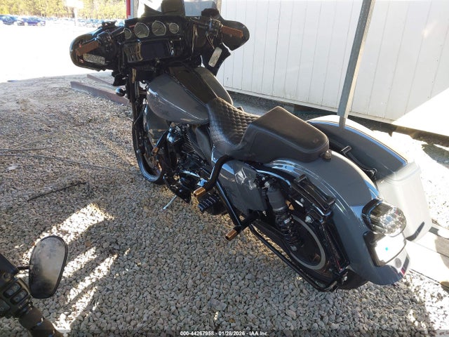 2022 HARLEY-DAVIDSON FLHXST 1HD1ABL17NB657535 Photo 2