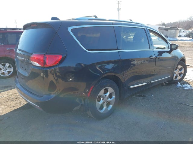 Aukcja sprzedaży 2017 Chrysler Pacifica Touring-l Plus, vin: 2C4RC1EG9HR560174, numer aukcji: 44267966