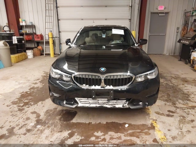 Продаж на аукціоні авто 2020 Bmw 330i Xdrive, vin: 3MW5R7J02L8B28394, номер лоту: 44268005