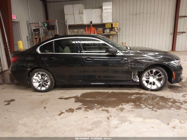 Продаж на аукціоні авто 2020 Bmw 330i Xdrive, vin: 3MW5R7J02L8B28394, номер лоту: 44268005
