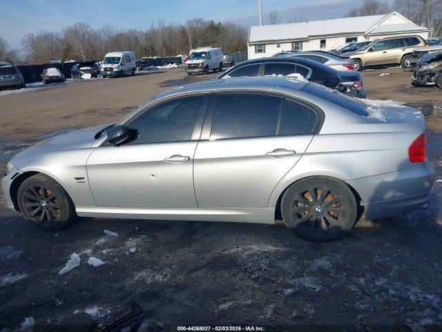 Aukcja sprzedaży 2011 Bmw 328i Xdrive, vin: WBAPK5C52BA660645, numer aukcji: 44268027