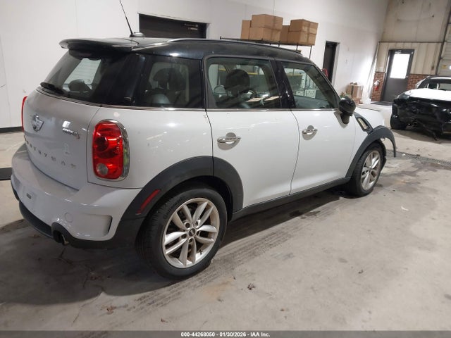 2013 MINI COUNTRYMAN WMWZC3C5XDWP24558 Photo 3