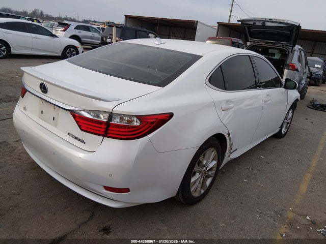 2013 Lexus Es 300h მანქანა იყიდება აუქციონზე, vin: JTHBW1GG6D2006121, აუქციონის ნომერი: 44268067
