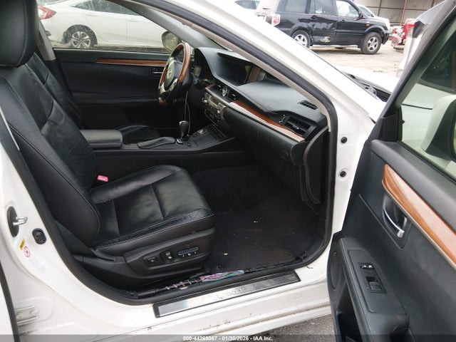 2013 Lexus Es 300h მანქანა იყიდება აუქციონზე, vin: JTHBW1GG6D2006121, აუქციონის ნომერი: 44268067