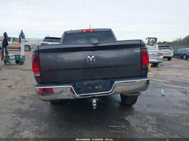 2018 Ram 1500 Tradesman  4x2 6'4 Box მანქანა იყიდება აუქციონზე, vin: 1C6RR6FG1JS210964, აუქციონის ნომერი: 44268080