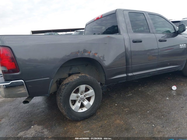 2018 Ram 1500 Tradesman  4x2 6'4 Box მანქანა იყიდება აუქციონზე, vin: 1C6RR6FG1JS210964, აუქციონის ნომერი: 44268080