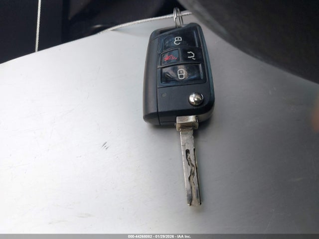 3VWC57BU9KM172466 Volkswagen Jetta 1.4t R-line/1.4t S/1.4t Se