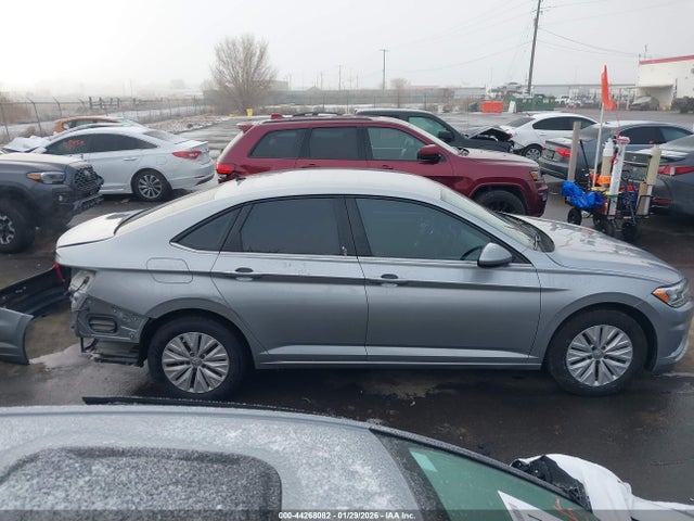 3VWC57BU9KM172466 Volkswagen Jetta 1.4t R-line/1.4t S/1.4t Se
