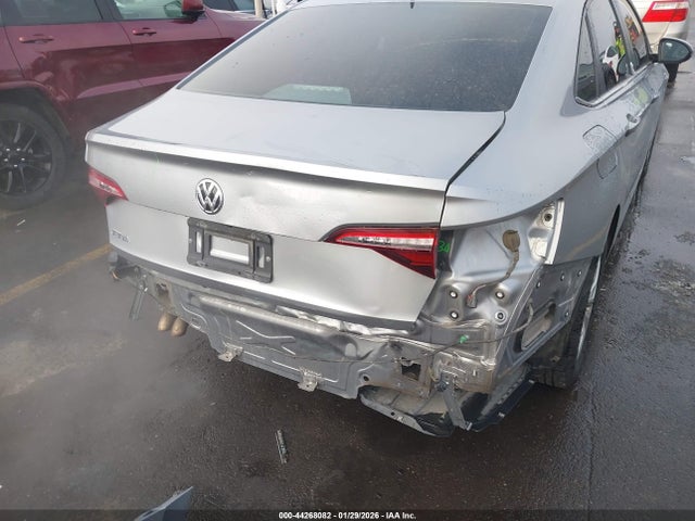 3VWC57BU9KM172466 Volkswagen Jetta 1.4t R-line/1.4t S/1.4t Se