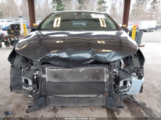 1G1BE5SM8J7192793 Chevrolet Cruze Lt Auto