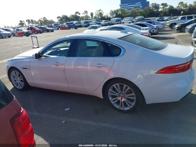 SAJBE4FX4JCY57123 Jaguar Xf 25t Prestige