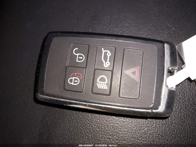 2021 JAGUAR E-PACE SADFP2FX4M1026790 Photo 10