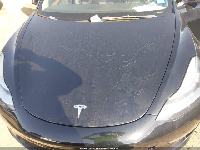 2022 TESLA MODEL 3 5YJ3E1EB6NF260801 Photo 9