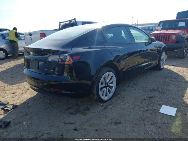 2022 TESLA MODEL 3 5YJ3E1EB6NF260801 Photo 3