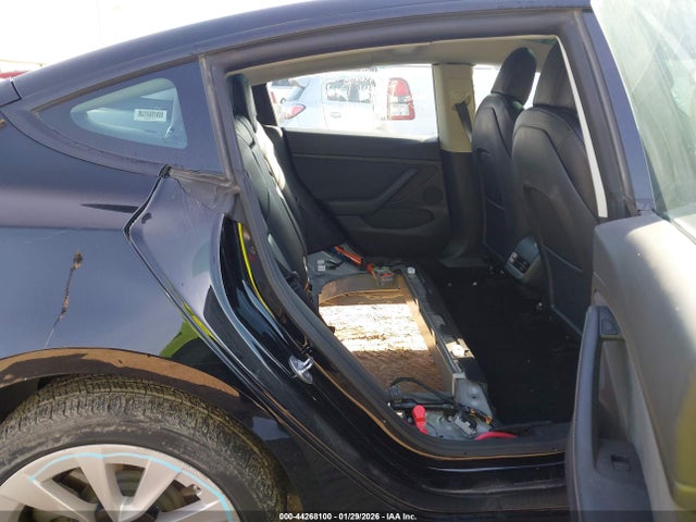 2022 TESLA MODEL 3 5YJ3E1EB6NF260801 Photo 7