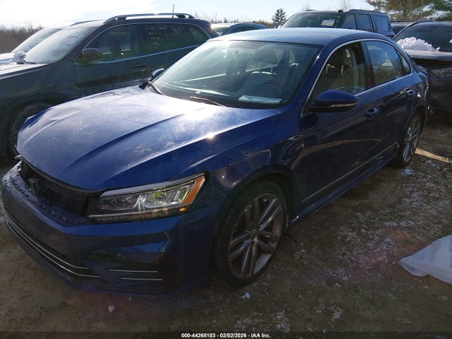 Продажа на аукционе авто 2017 Volkswagen Passat 1.8t R-line, vin: 1VWDT7A3XHC011749, номер лота: 44268103