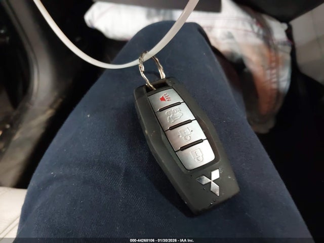 2022 MITSUBISHI OUTLANDER JA4J4VA8XNZ038102 Photo 10