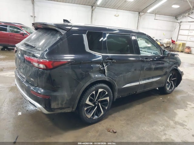 2022 MITSUBISHI OUTLANDER JA4J4VA8XNZ038102 Photo 3