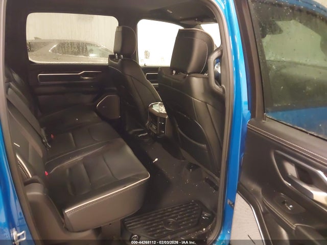 44268112 :رقم المزاد ، 1C6SRFJP1SN726637 vin ، 2025 Ram 1500 Laramie  4x4 5'7 Box مزاد بيع