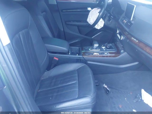 2019 AUDI Q5 WA1BNAFY8K2048683 Photo 4