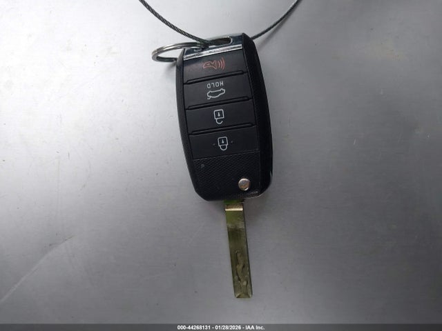 3KPA24AD5ME400236 KIA RIO S