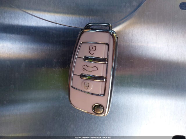 2016 AUDI A3 WAUA7GFF8G1064468 Photo 10