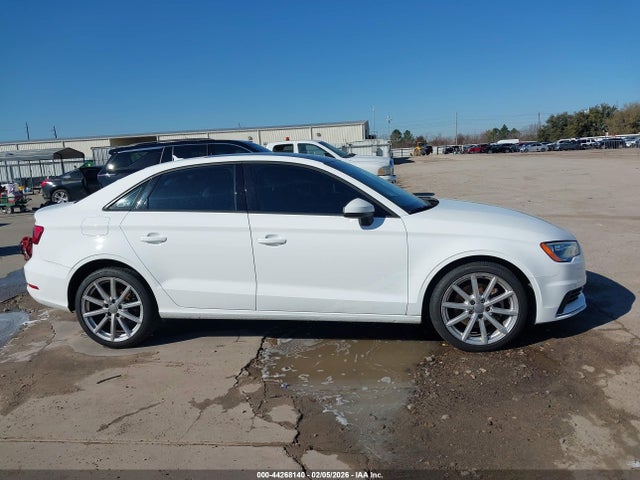 Aukcja sprzedaży 2016 Audi A3 1.8t Premium, vin: WAUA7GFF8G1064468, numer aukcji: 44268140