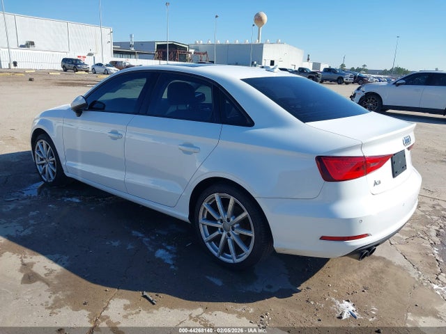 2016 AUDI A3 WAUA7GFF8G1064468 Photo 2