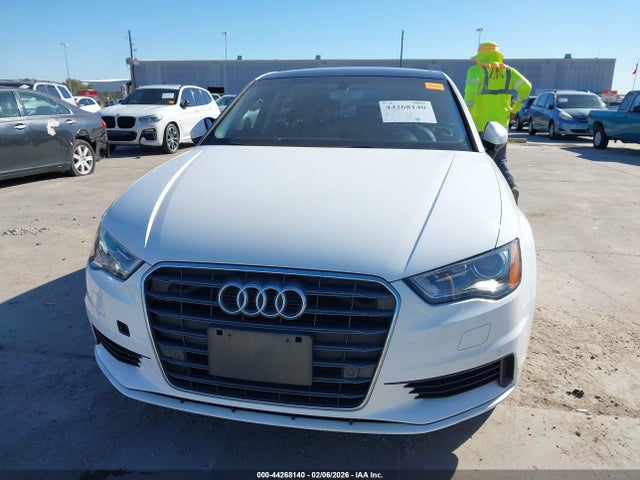 2016 AUDI A3 WAUA7GFF8G1064468 Photo 5