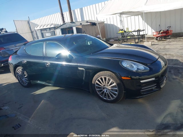 WP0AA2A71FL004199 Porsche PANAMERA 4
