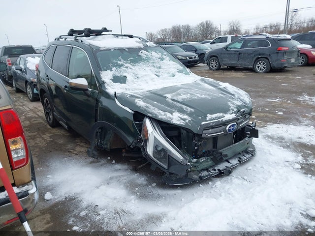 2022 SUBARU FORESTER JF2SKARC3NH486111