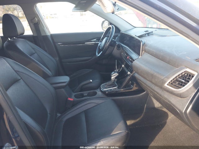 KNDERCAA4R7557566 KIA SELTOS EX